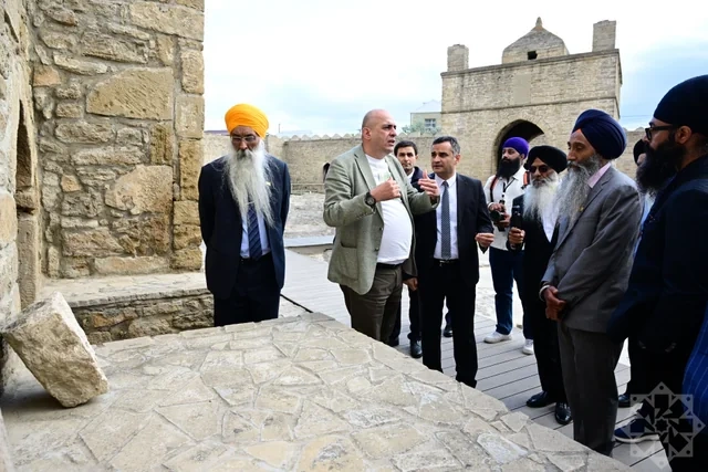 Beynəlxalq konfransın iştirakçıları "Atəşgah məbədi" ilə tanış olublar