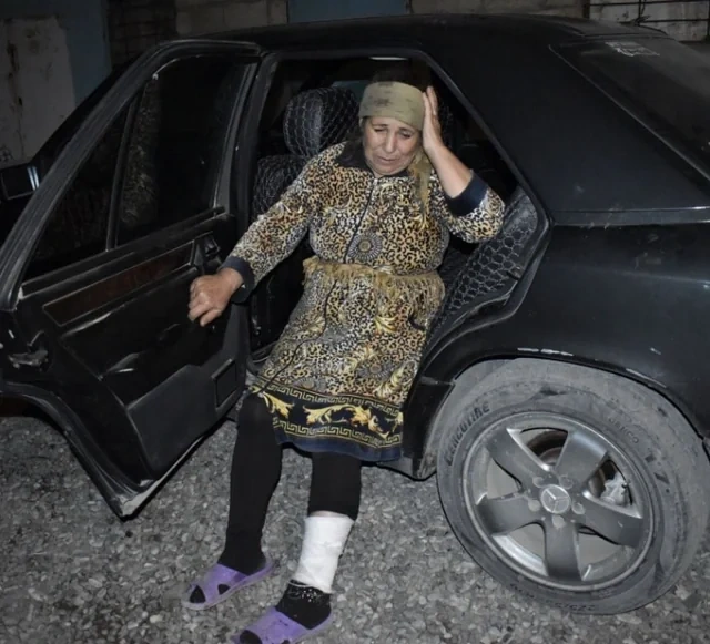 Bərdənin Qarayusifli kəndinin raket atəşinə tutulmasından altı il keçir - Foto