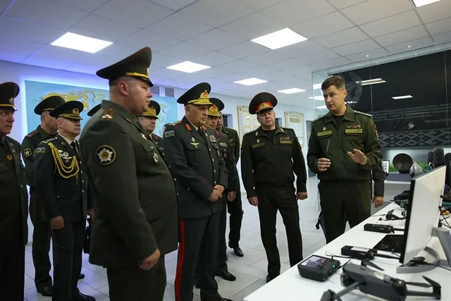 Kərim Vəliyev belaruslu həmkarı ilə regional təhlükəsizliyi müzakirə edib