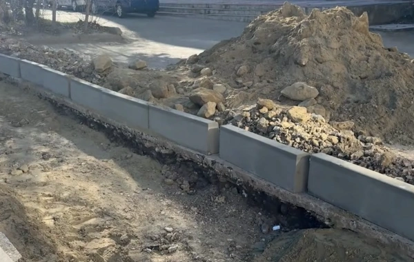 Sumqayıtda sakinlər parkın salınmasına qarşı çıxdılar: "Maşın saxlamağa yer olmayacaq"