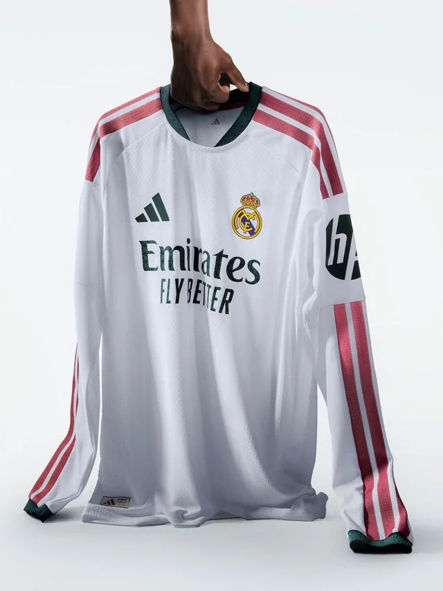 "Real Madrid"in yeni forması təqdim olundu - FOTO