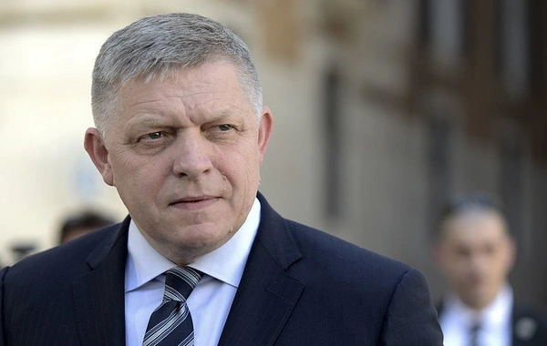 Robert Fitsonun təyyarəsi Brüssel hava limanında CİDDİ ZƏDƏLƏNDİ