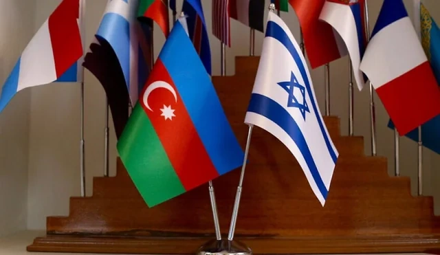 Bir aylıq "qardaş" qaralama kampaniyası
