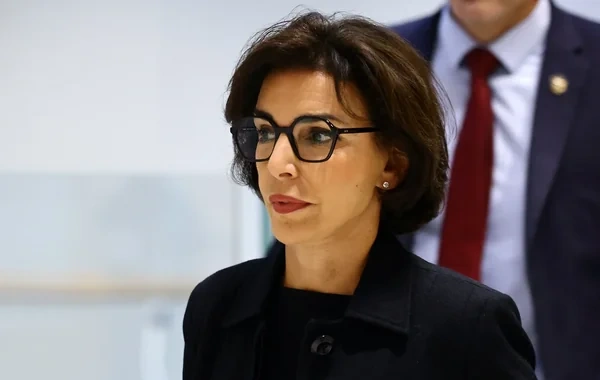 Nazir, mer, vəkil və təqsirləndirilən şəxs: Raşida Dati 900 min avronu nəyin müqabilində almışdı?