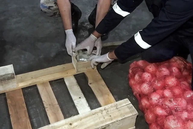 İrandan Rusiyaya narkotik daşıyanlar Biləsuvarda ƏLƏ KEÇDİLƏR - FOTO - VİDEO