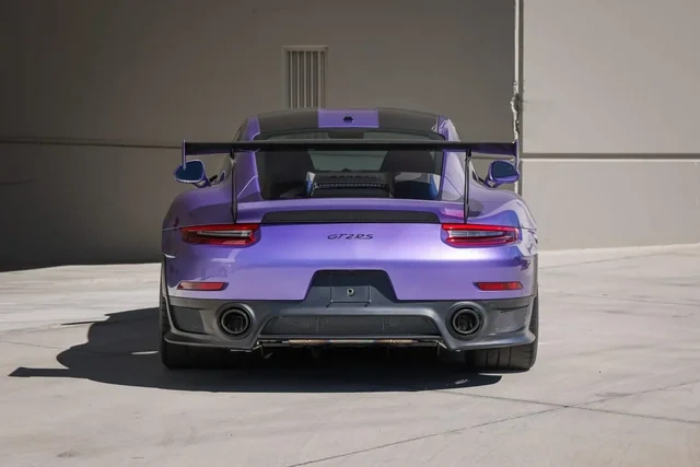 Nadir "Porsche" rekord qiymətə satıldı - FOTO