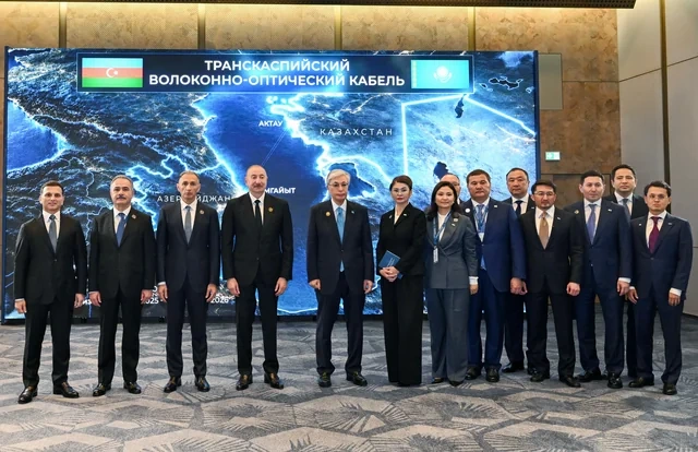 Azərbaycan və Qazaxıstan prezidentləri Trans-Xəzər Fiber-Optik Kabel Xəttinin açılışını ediblər - Foto