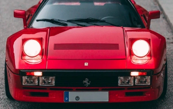 Nadir "Ferrari" hərracda satışa çıxarılacaq