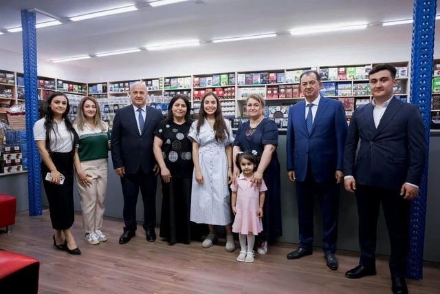 Leyla Əliyeva Lənkəranda "Yaşıl çay" fermer təsərrüfatı ilə tanış olub