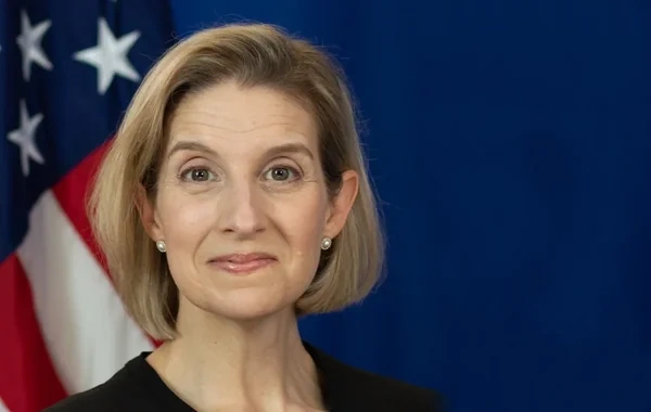 Emi Karlon Mehriban Əliyevaya məktub göndərib