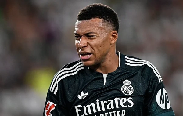 "Real Madrid"də Kilian Mbappe qalmaqalı: Zədəli futbolçu tənqid hədəfində