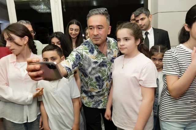 "Subway Azərbaycan" şəhid və qazi ailələrinin uşaqları üçün KVN gecəsinə səfər təşkil edib - FOTO - VİDEO