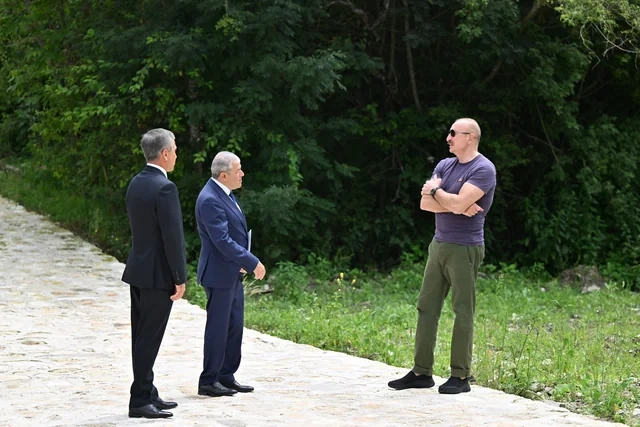 Prezident İlham Əliyev Şuşada "Yasəmən" hotelinin yeni korpusları ilə tanış olub - FOTO