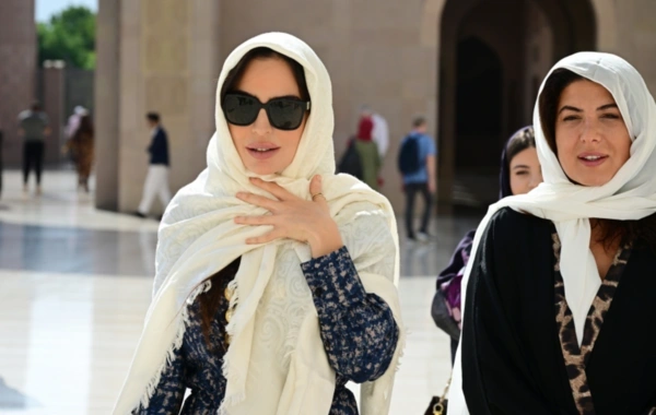 Leyla Əliyeva Maskatda Sultan Qabus Böyük Məscidini də ziyarət edib