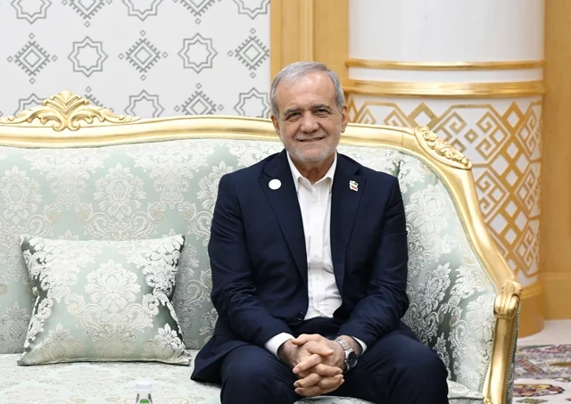 Türkmənbaşı şəhərində İlham Əliyevin Məsud Pezeşkianla görüşü keçirilib - Foto/Video