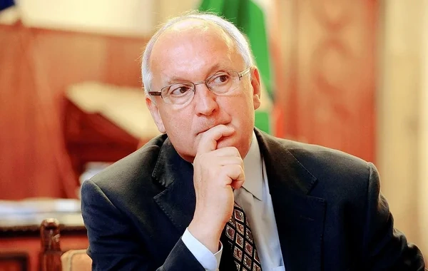 Macarıstan Ali Məhkəmənin keçmiş sədri prezident olmağa razılıq verib