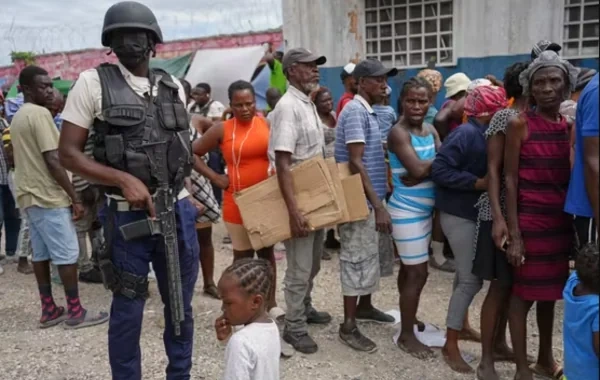 Haitidə qanlı toqquşmalar: Üç gündə 5000-dən çox insan didərgin düşüb