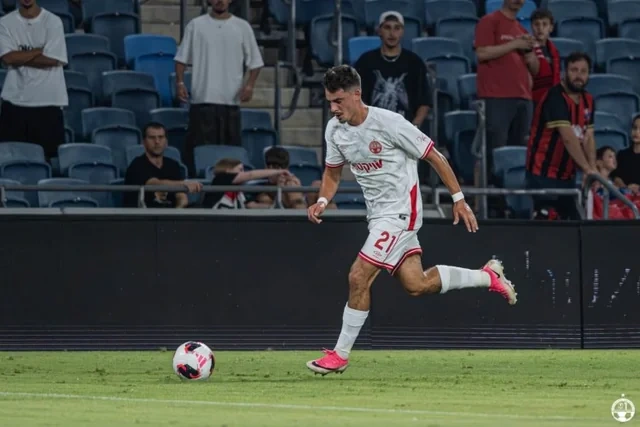 "Sabah"ın rəqibi həlledici matçlardan əvvəl iki futbolçusunu göndərdi - FOTO