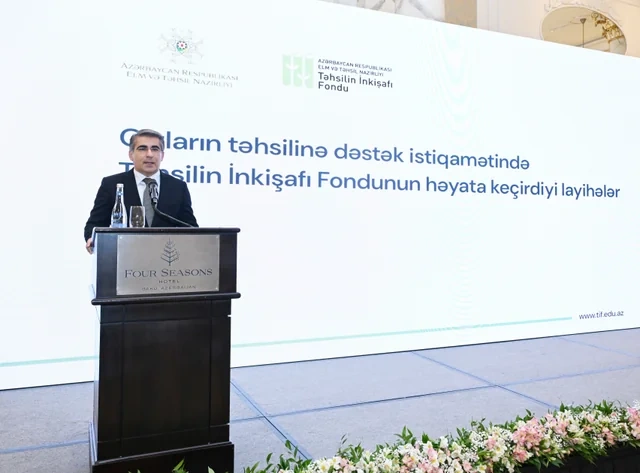 "Qızların təhsilinə dəstək" layihəsinin II Məzun Günü keçirilib - FOTO