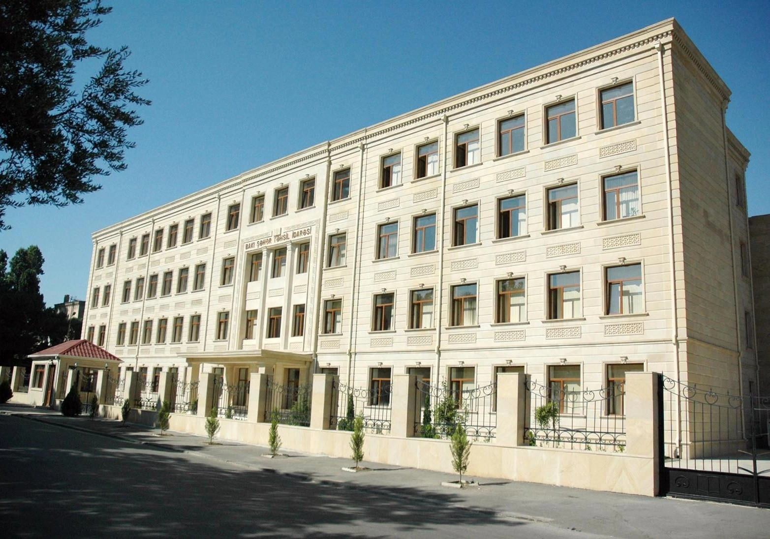 Bu məktəblərdə şagirdlər ali məktəbə hazırlanacaq