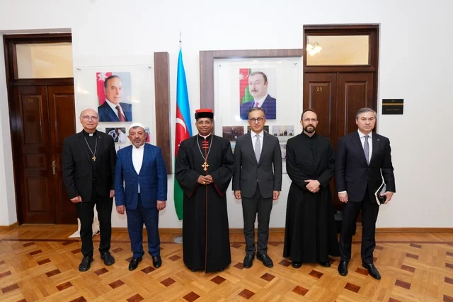 Komitə sədri Vatikanın Dinlərarası Dialoq Dikasteriyasının prefekti ilə görüşüb - FOTO