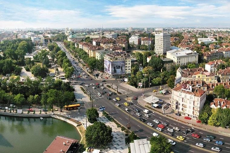 Naməlum PUA: Ukrayna səfiri XİN-ə çağırıldı