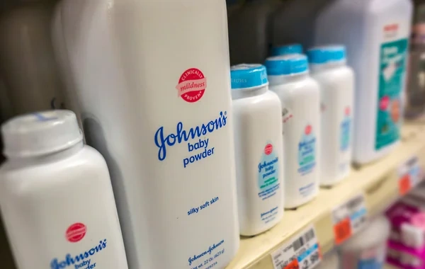 "Johnson & Johnson" 5.5 milyard dollar ödəyəcək
