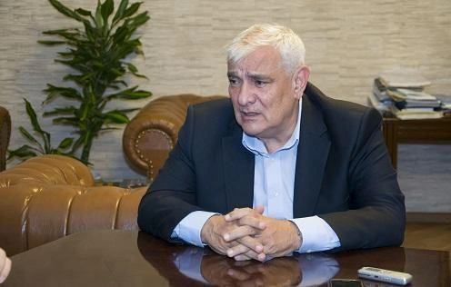 Kamal Abdullanın cavabı: Restoranda qab yumaq yaxşıdır?