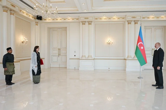 Prezident İlham Əliyev Malayziyanın yeni səfirini qəbul edib - Foto