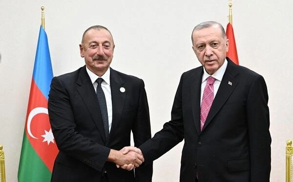 İlham Əliyev raket hücumuna görə Ərdoğana zəng etdi