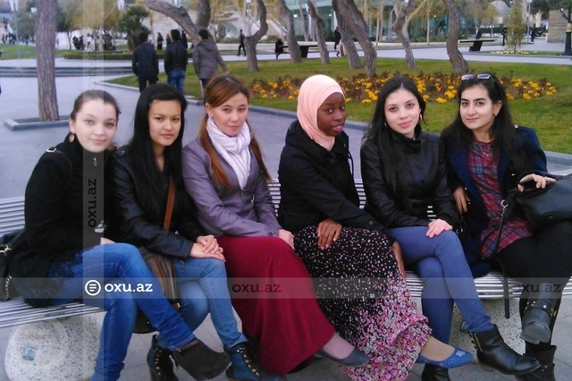 Şakiranın Bakıda başlayan və Maputuda davam edən Azərbaycan dili sevgisi