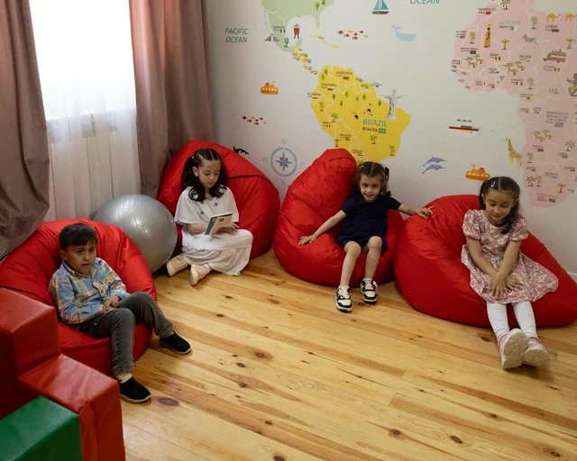 Leyla və Arzu Əliyevalar Lənkəranda uşaq evini ziyarət ediblər