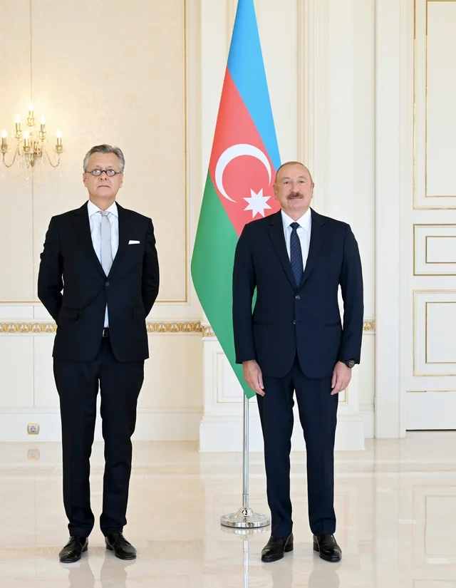 İlham Əliyev Almaniyanın Azərbaycana yeni təyin olunmuş səfirini qəbul edib - FOTO
