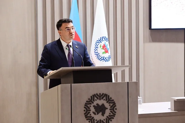 Azərbaycan həmkarlar ittifaqlarının yaradılmasının 121-ci ildönümü qeyd olunub - Foto