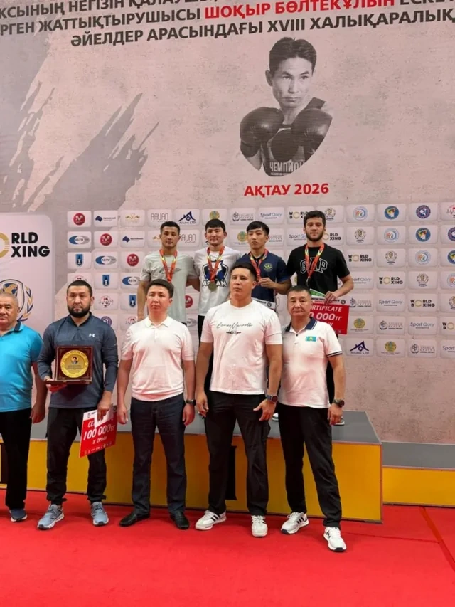 Azərbaycan boksçuları Qazaxıstanda keçirilən turnirdə üç medal qazandılar - Foto