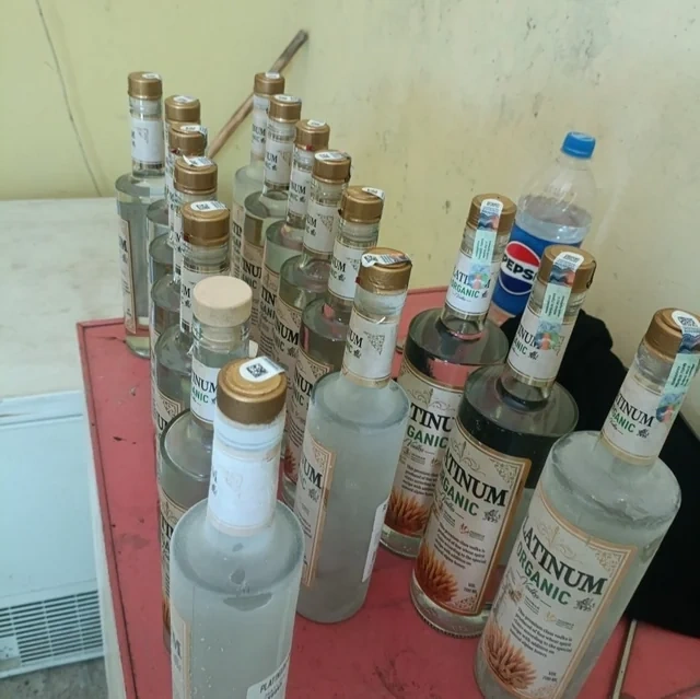 Maştağada saxta alkoqollu içkilərin istehlaka təqdim edilməsinin qarşısı alınıb - FOTO