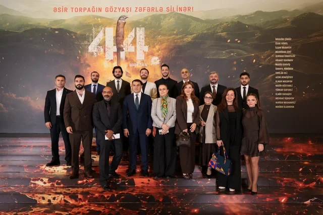 "44" bədii filminin premyerası baş tutub: Arzu Əliyeva və Alyona Əliyeva təqdimatda iştirak ediblər - Foto