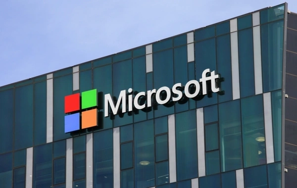 Azərbaycan "Microsoft"la Rəqəmsal Bacarıq Mərkəzinin yaradılmasını müzakirə edib