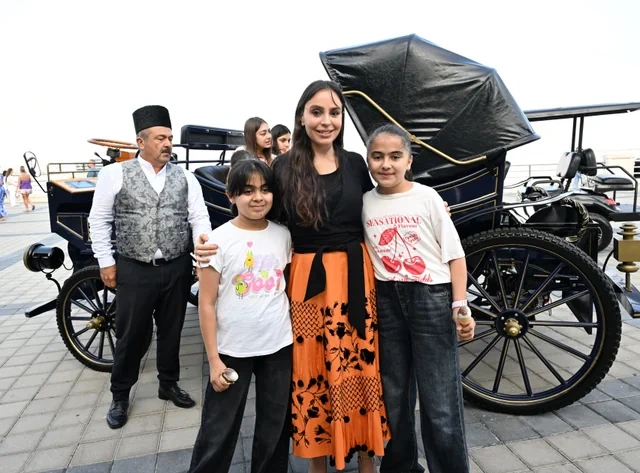 Leyla və Arzu Əliyevalar Dənizkənarı Milli Parkda açılış və təqdimat mərasimlərində iştirak ediblər - FOTO