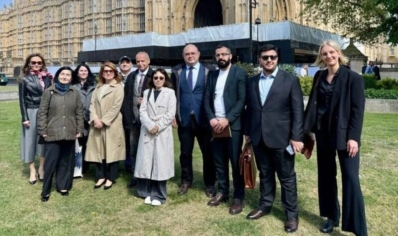 Azərbaycanlı və erməni ekspertlər Londonda - Foto
