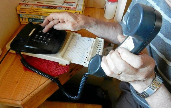 Finlandiyada sabit telefon xidməti ləğv edilir