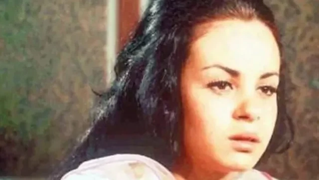 Türkiyənin "Yeşilçam" filmlərində "Ayşecik" rolu ilə tanınan aktrisa illər sonra görüntüləndi - Foto/Video