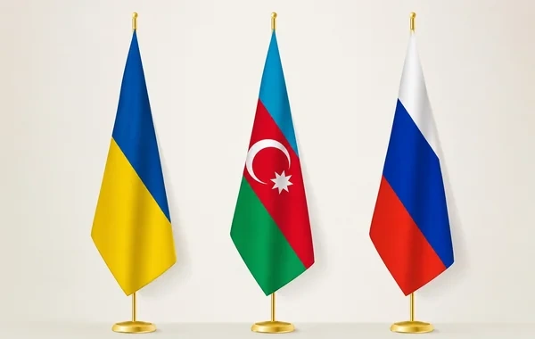Mürəkkəb geosiyasətdə Azərbaycan MODELİ: Rəsmi Bakı Moskva və Kiyevlə paralel dialoq aparır
