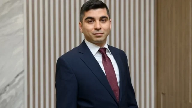 Daha yeddi dövlət qurumu tətbiqinin işi dayandırılacaq