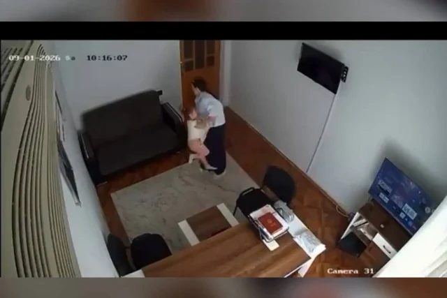 Kameraların olmadığı otaqlarda nə baş verir? - Bakıdakı bağça ilə bağlı şok iddia - Video