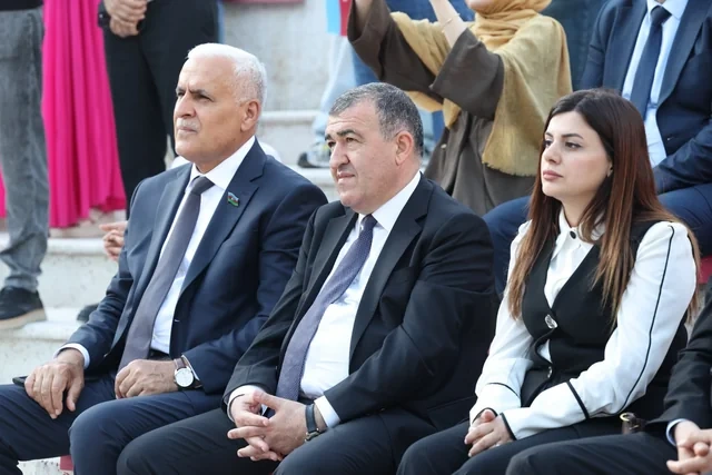 Xətai rayonunda 1 İyun-Uşaqların Beynəlxalq Müdafiəsi Günü ilə əlaqədar konsert proqramı təşkil olunub
