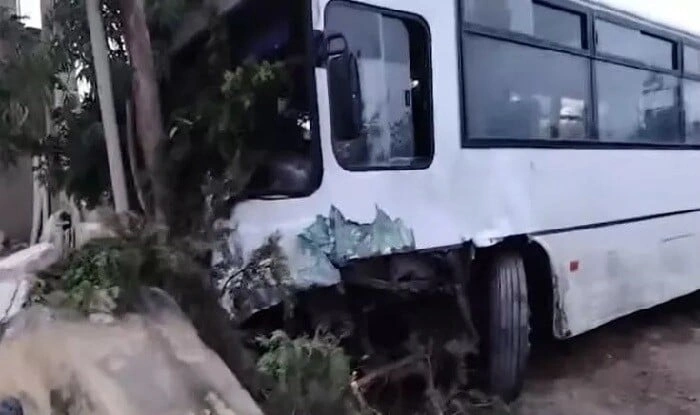 Dünənki ağır qəzada xəsarət alan sürücü öldü
