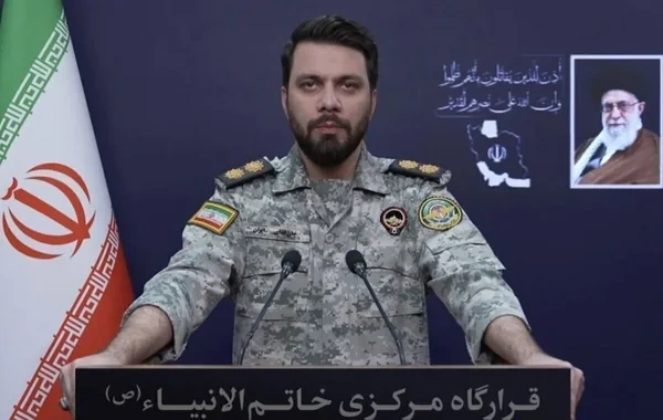 İran amerikalı əsgərləri köpəkbalıqlarına yem etməklə hədələdi