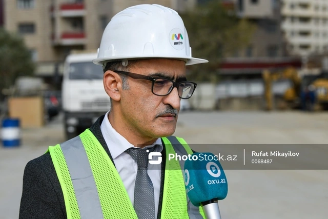 Metro qatarları arasında interval niyə səkkiz dəqiqəni keçib? - FOTO