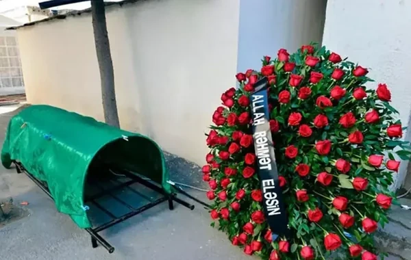 Tanınmış pedaqoq vəfat etdi - FOTO